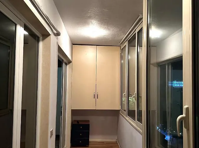 Rolling - Near Blloku Appartement