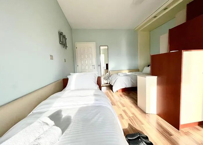 Appartement Rolling - Near Blloku Tirana